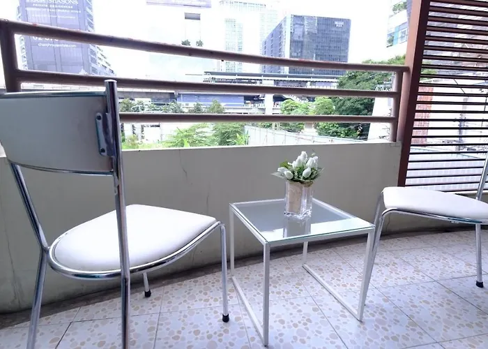 Ploenchit Mansion