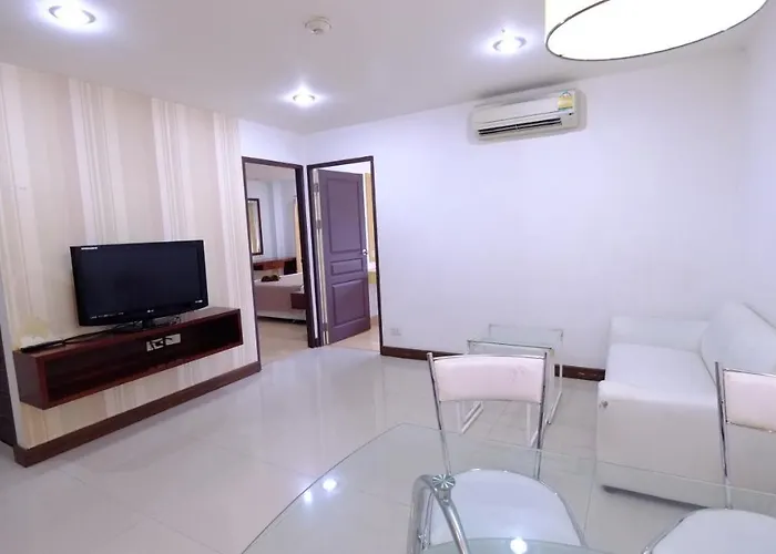 公寓 Ploenchit Mansion *